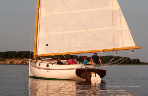 22' Cruising Catboat | Arey's Pond Boat Yard